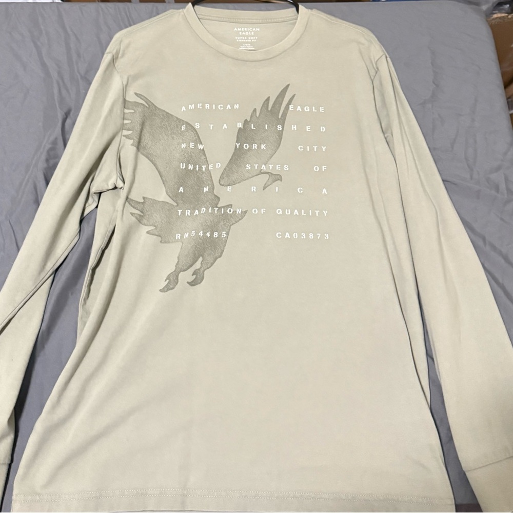 American Eagle Long Sleeve
